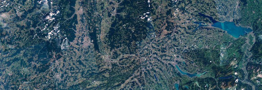 Simulation einer Aufnahme des Grenzgebiets von Frankreich, Deutschland und Schweiz durch Sentinel-2. Simulation einer Aufnahme des Grenzgebiets von Frankreich, Deutschland und Schweiz durch Sentinel-2.