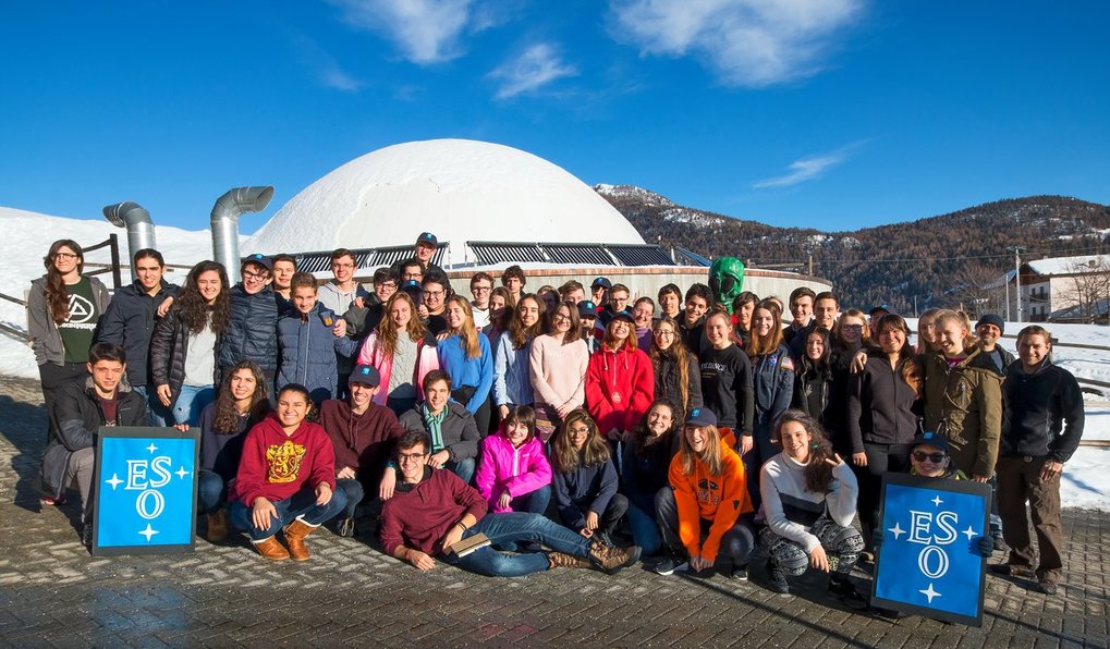 Die Teilnehmer des fünften Astronomie-Wintercamps der ESO 2017