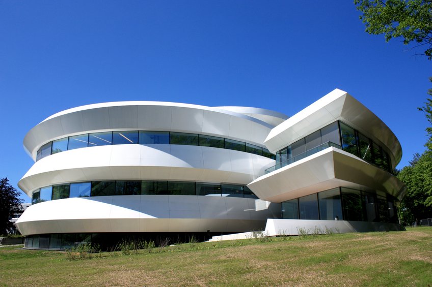 Das Gebäude des Hauses der Astronomie im Sommer 2012. Das Haus der Astronomie