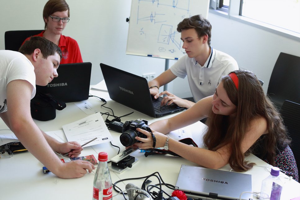 Internationales Sommerpraktikum 2013