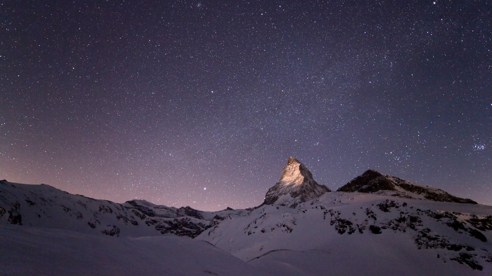 Matterhorn und Sternhimmel