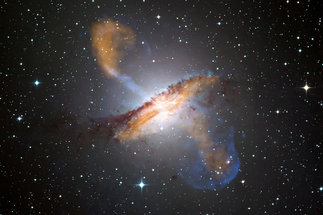 Astronomie auf Einsteins Spuren 2015
