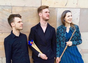 Stardust Sinfonie:Roswitha Meyer, FlöteTilmann Albrecht, CembaloJannik Becker, Vibraphon Stardust Sinfonie:Roswitha Meyer, FlöteTilmann Albrecht, CembaloJannik Becker, Vibraphon