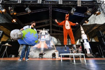 Szenenbild aus der DLR Raumfahrt Show 2019 Szenenbild aus der DLR Raumfahrt Show 2019