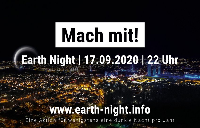 Banner "Earth Night am 17. September 2020 - mach mit!" mit der nächtlichen Skyline einer Großstadt im Hintergrund Banner "Earth Night am 17. September 2020 - mach mit!" mit der nächtlichen Skyline einer Großstadt im Hintergrund