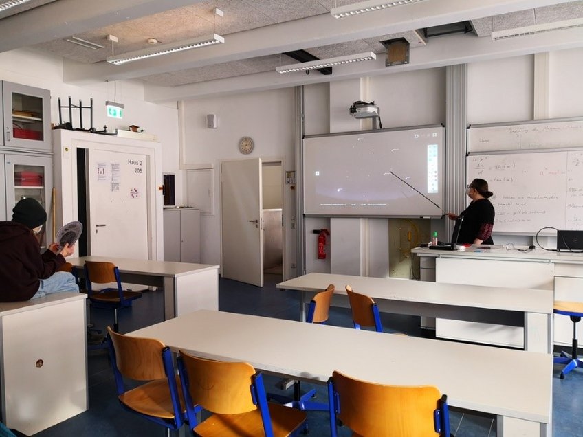 Abbildung 3: Sternhimmelkunde Abbildung 3: Sternhimmelkunde