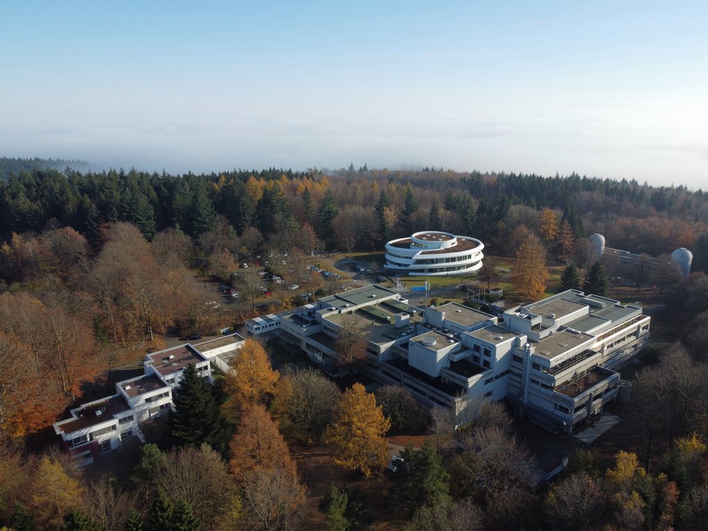 In einem Meer aus Wolken versank der Königstuhl rund um den MPIA-Campus 11. November 2021.