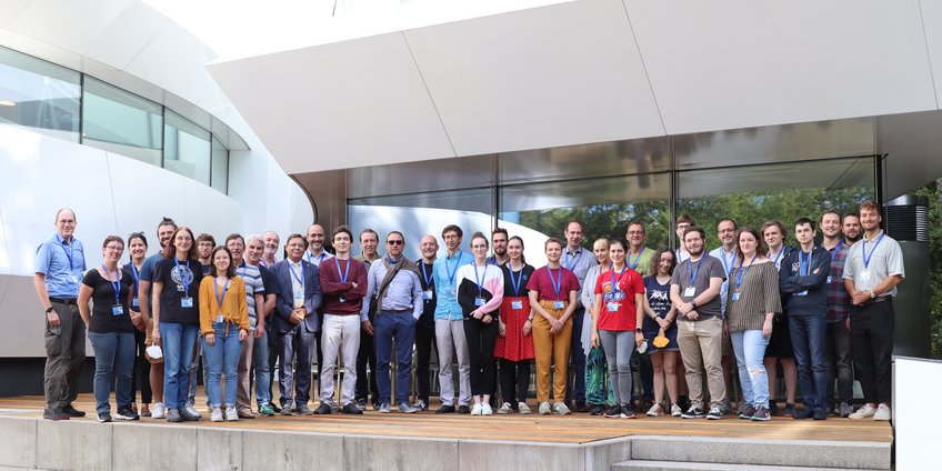 Heraeus Summer School 2022: Exoplanets Participants of the Heraeus Summer School 2022 in front of Haus der Astronomie