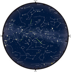 Ganzhimmelsansicht des Sternhimmels in den Morgenstunden Mitte August. Im Süden steht der Saturn im Sternbild Fische. Im Osten stehen Jupiter und Venus nahe beieinander in den Zwillingen. Der Radiant der Perseiden mit grün eingezeichneten Meteoren steht fast im Zenit