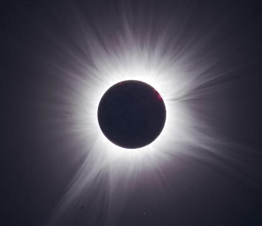 Die (fast) totale Sonnenfinsternis am 12. August 2026 – Haus der Astronomie, 06.08.2026